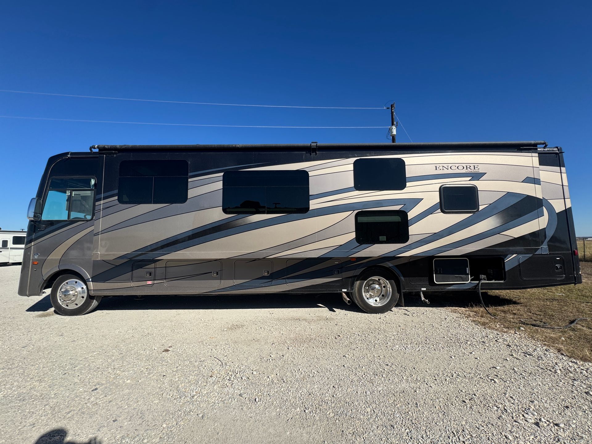 Woody RV Rentals motorhome ready for a Texas trip