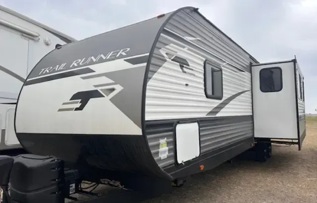 Trail Runner 2 rental RV