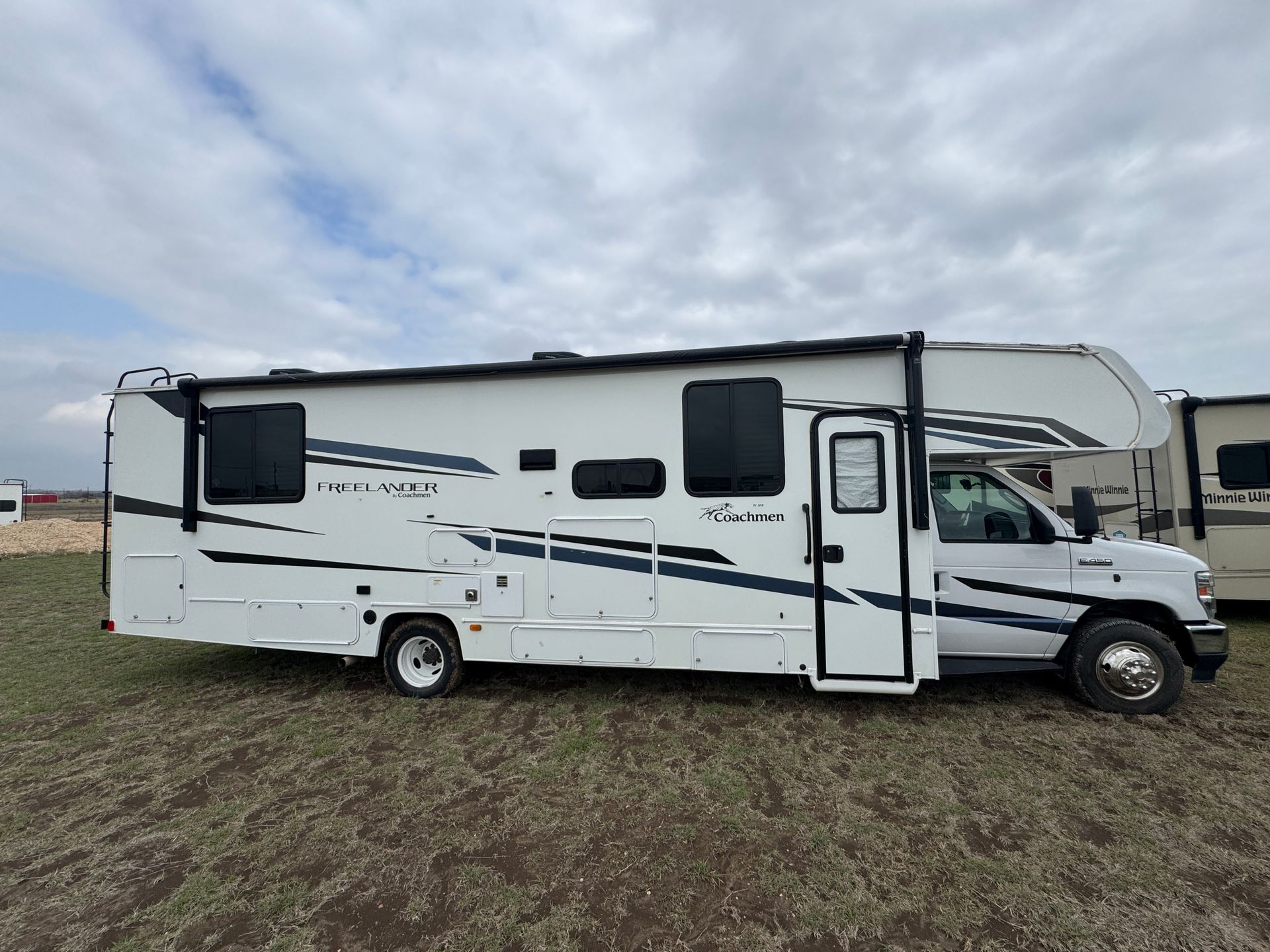 Class B & C Motorhomes rental
