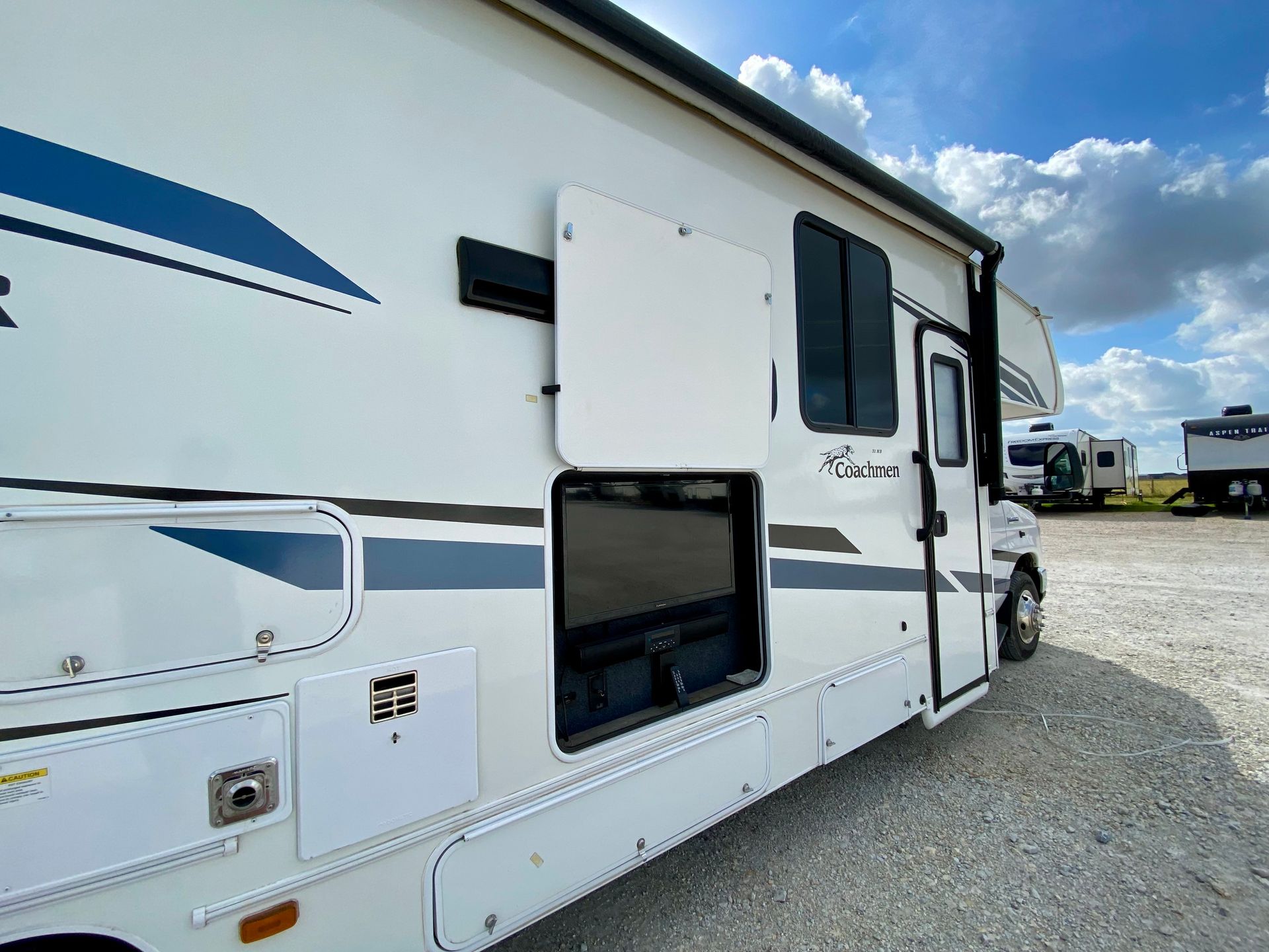 Freelander 1 rental RV